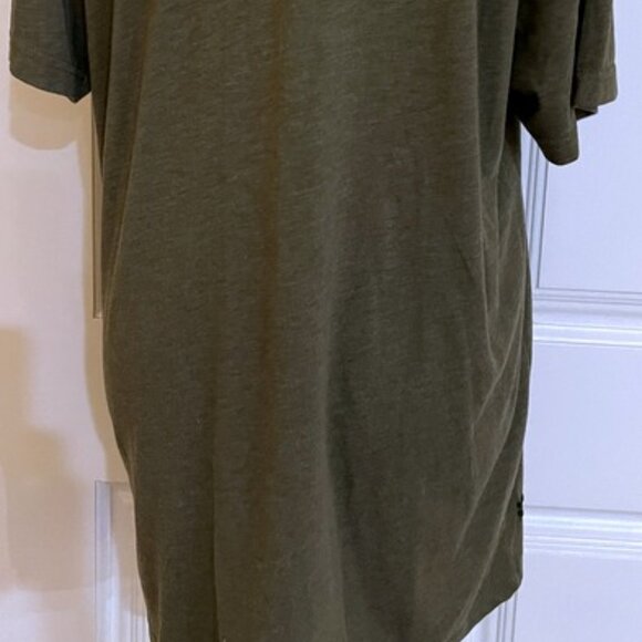 Two Blind Brothers Perspective T-Shirt L Green Adult Crew Relaxed Graphic Tee - Picture 7 of 7